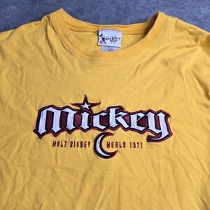 Walt Disney World 1971 Mickey Sweatshirt Mens Size Large Yellow Mickey Mouse